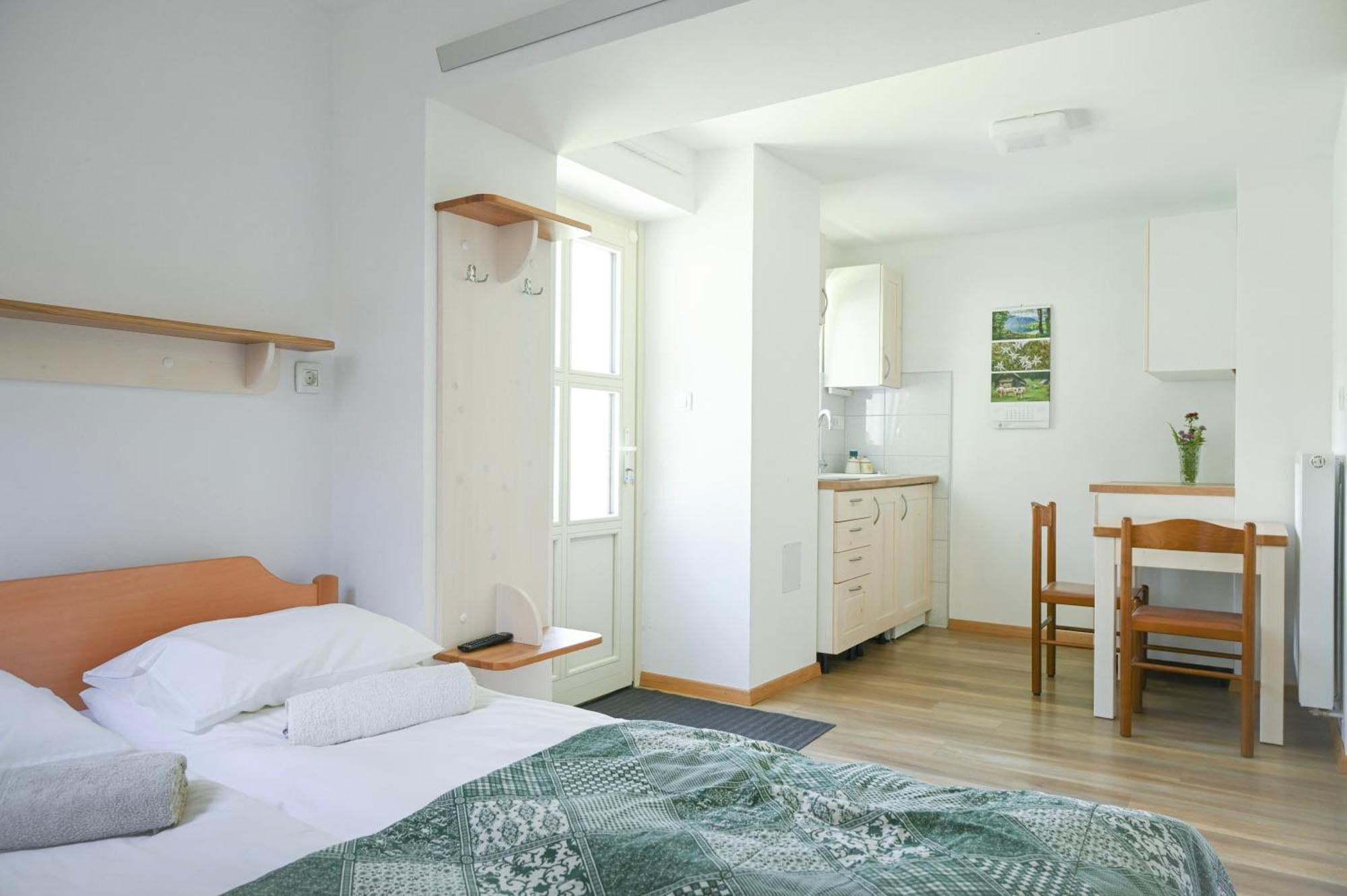 Apartma Pri Bizjaku 보히니 외부 사진